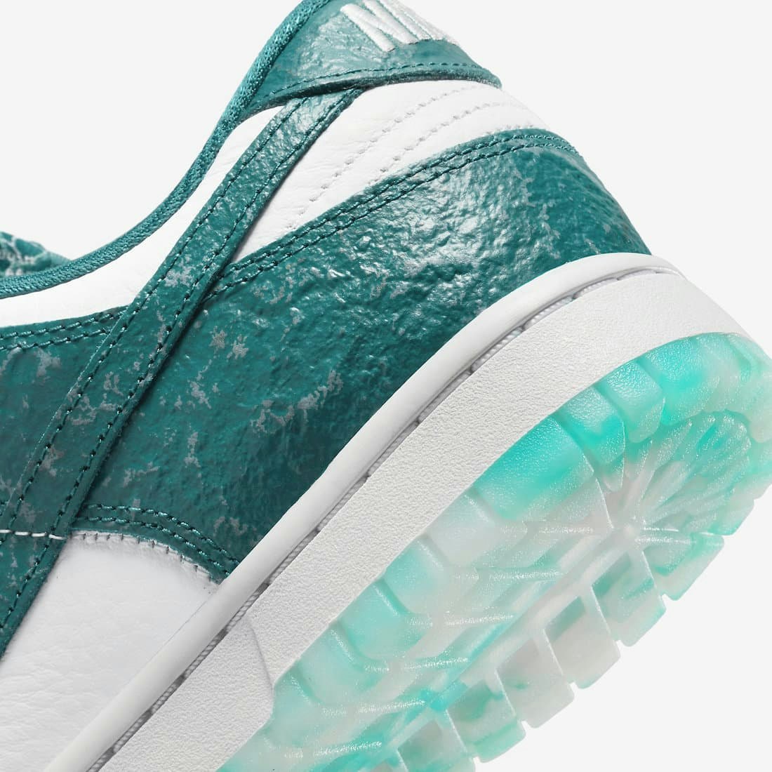 Nike Dunk Low "Ocean"