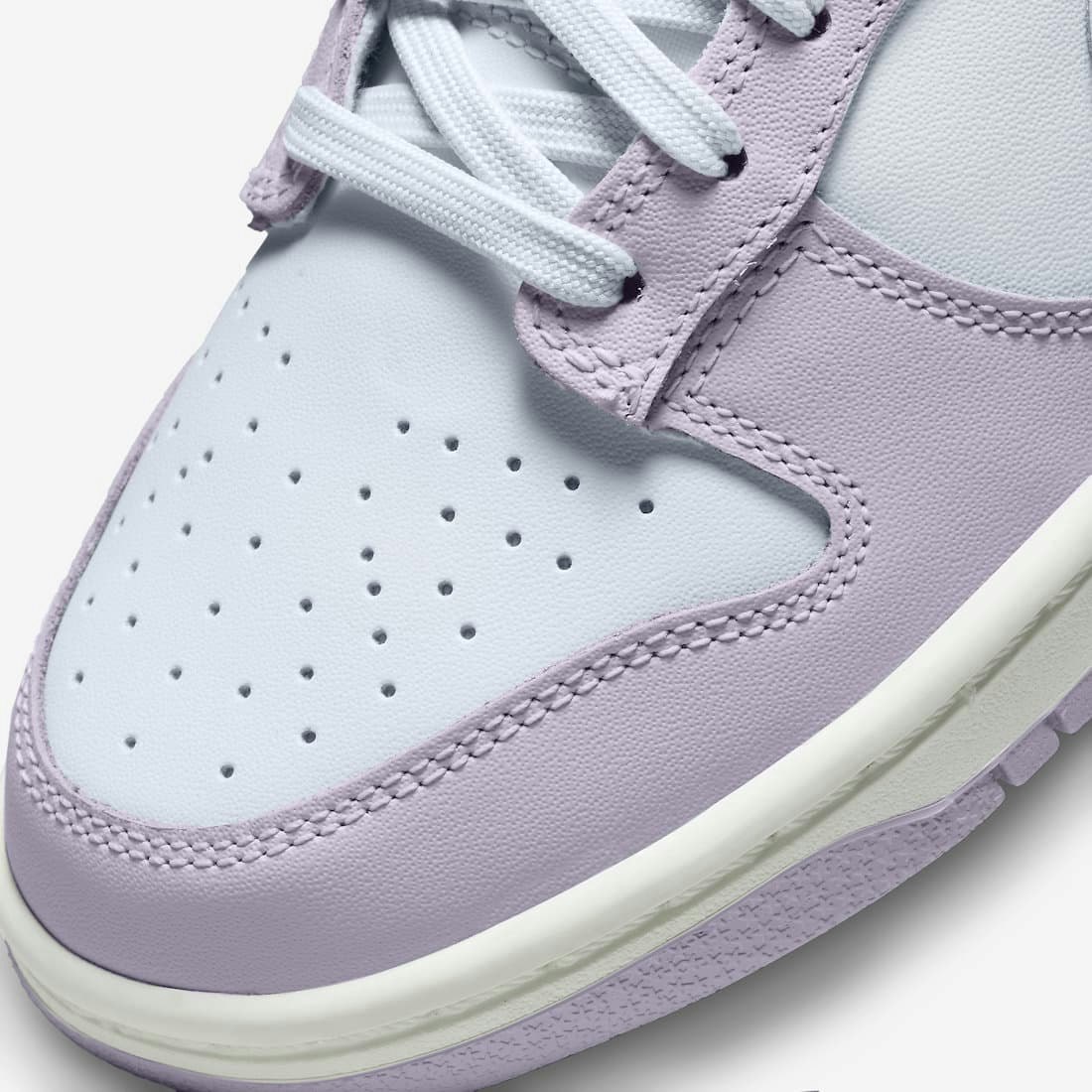 Nike Dunk Low "Easter"