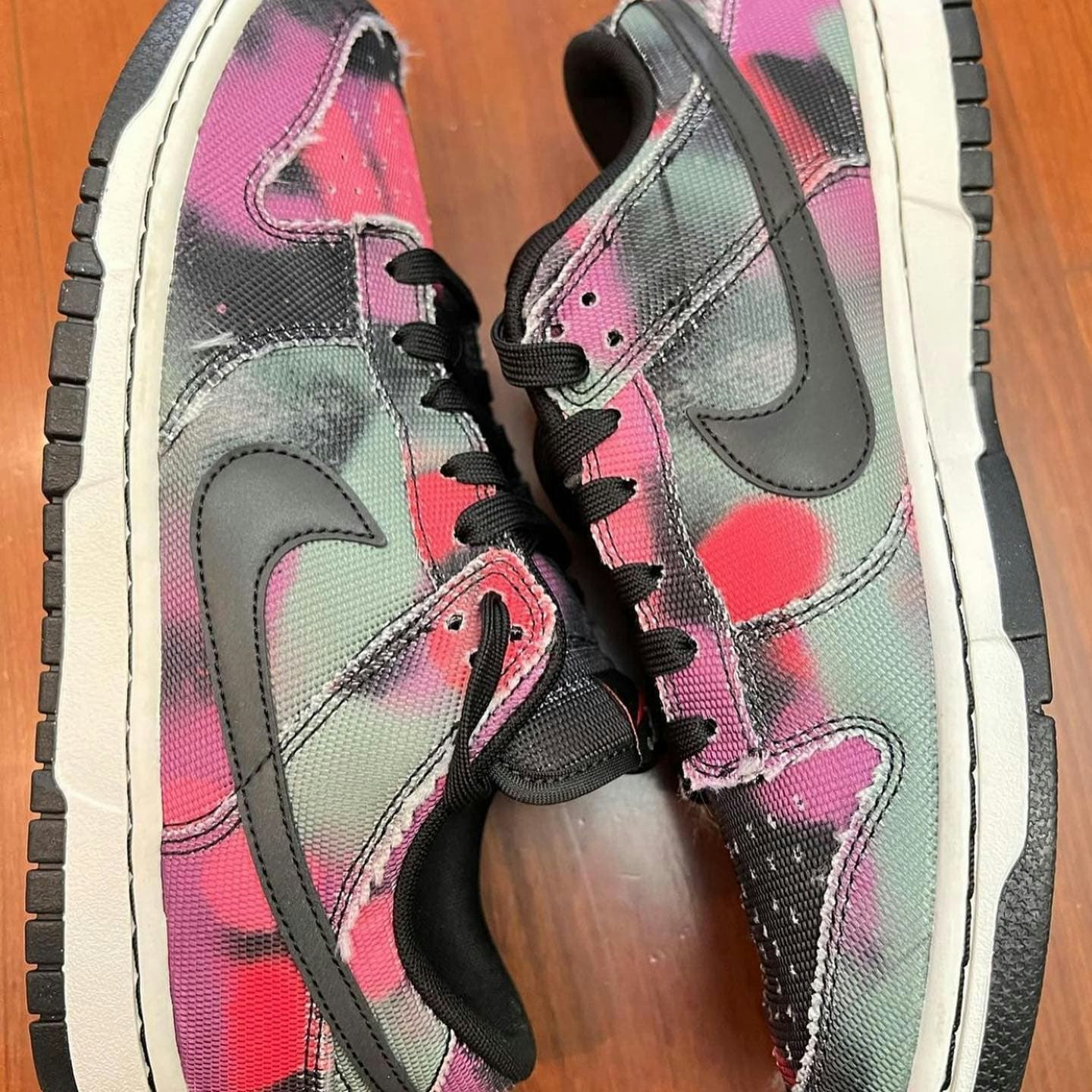 Nike Dunk Low “Graffiti” 