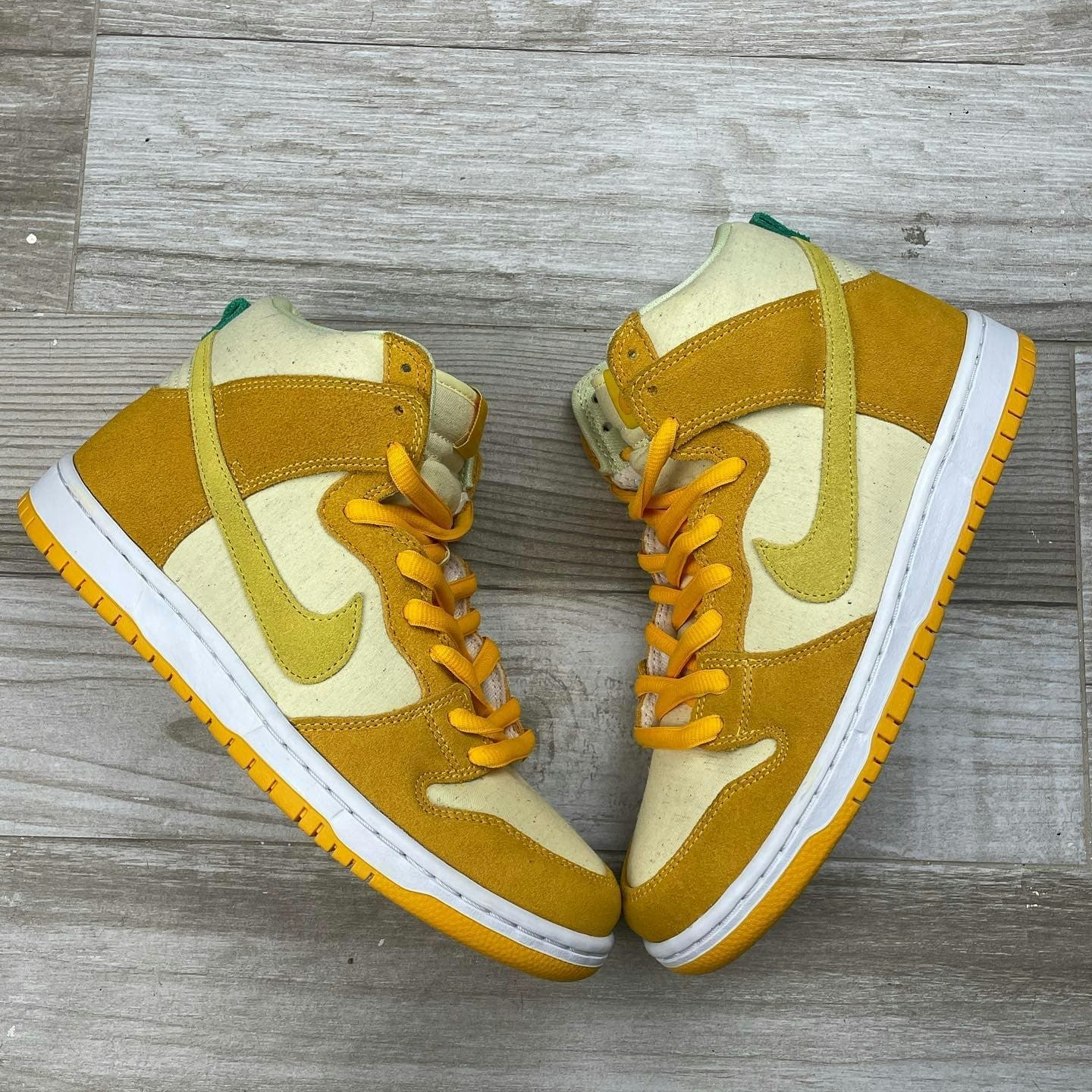 Nike SB Dunk High "Pineapple"