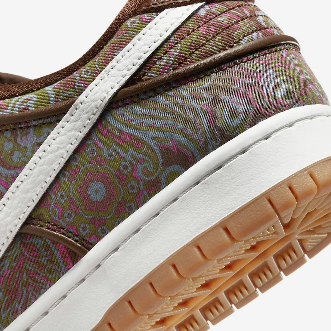 Nike SB Dunk Low "Paisley"