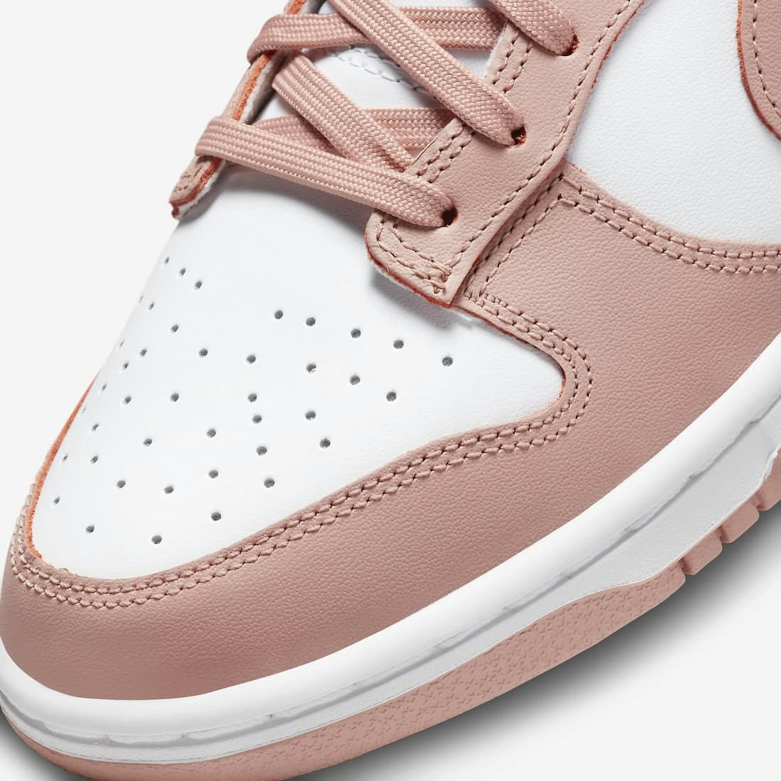 Nike Dunk Low "Rose Whisper"