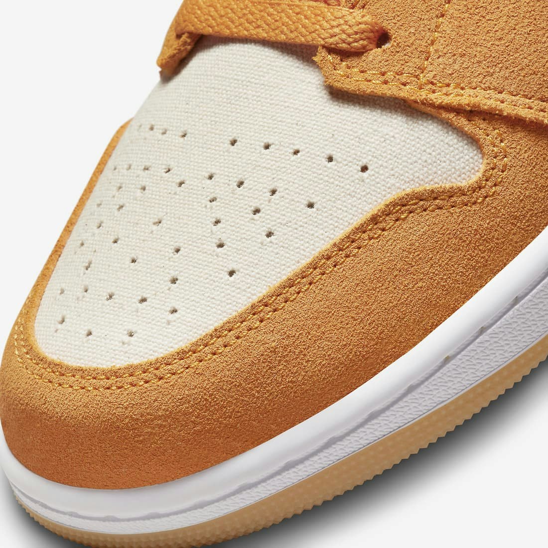 Air Jordan 1 Low "Light Curry"