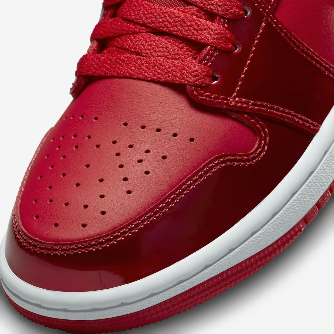 Air Jordan 1 Mid SE “Red Pomegranate”
