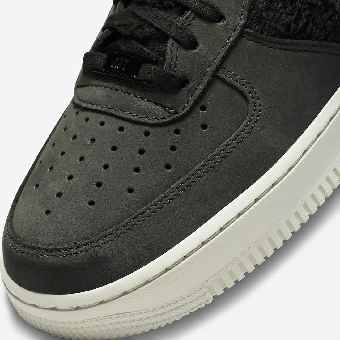 Nike Air Force 1 Low "Dark Green"