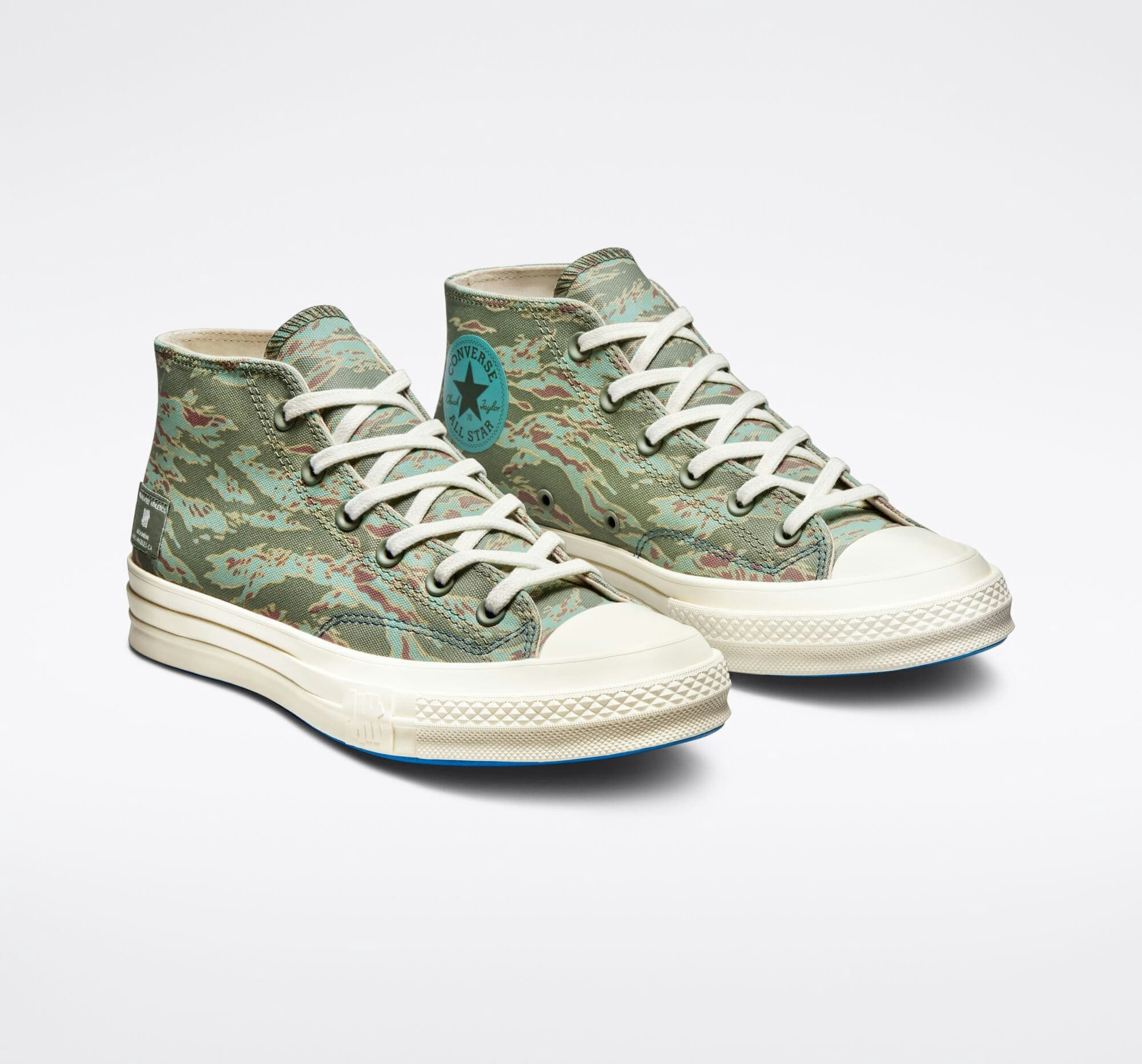 UNDEFEATED x Converse Chuck 70 Half "Sea Spray"