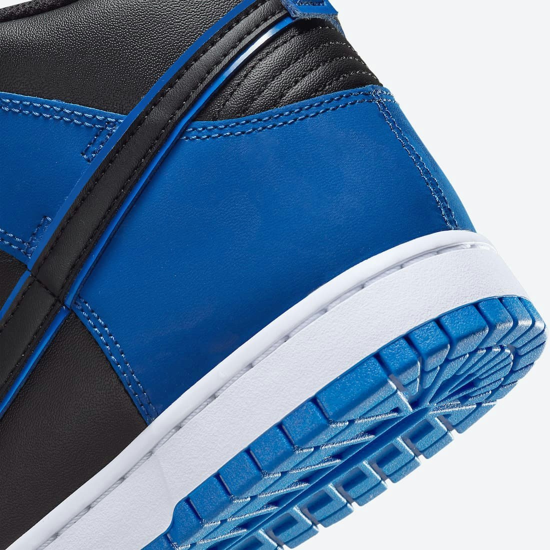Nike Dunk High Retro "Blue Camo"