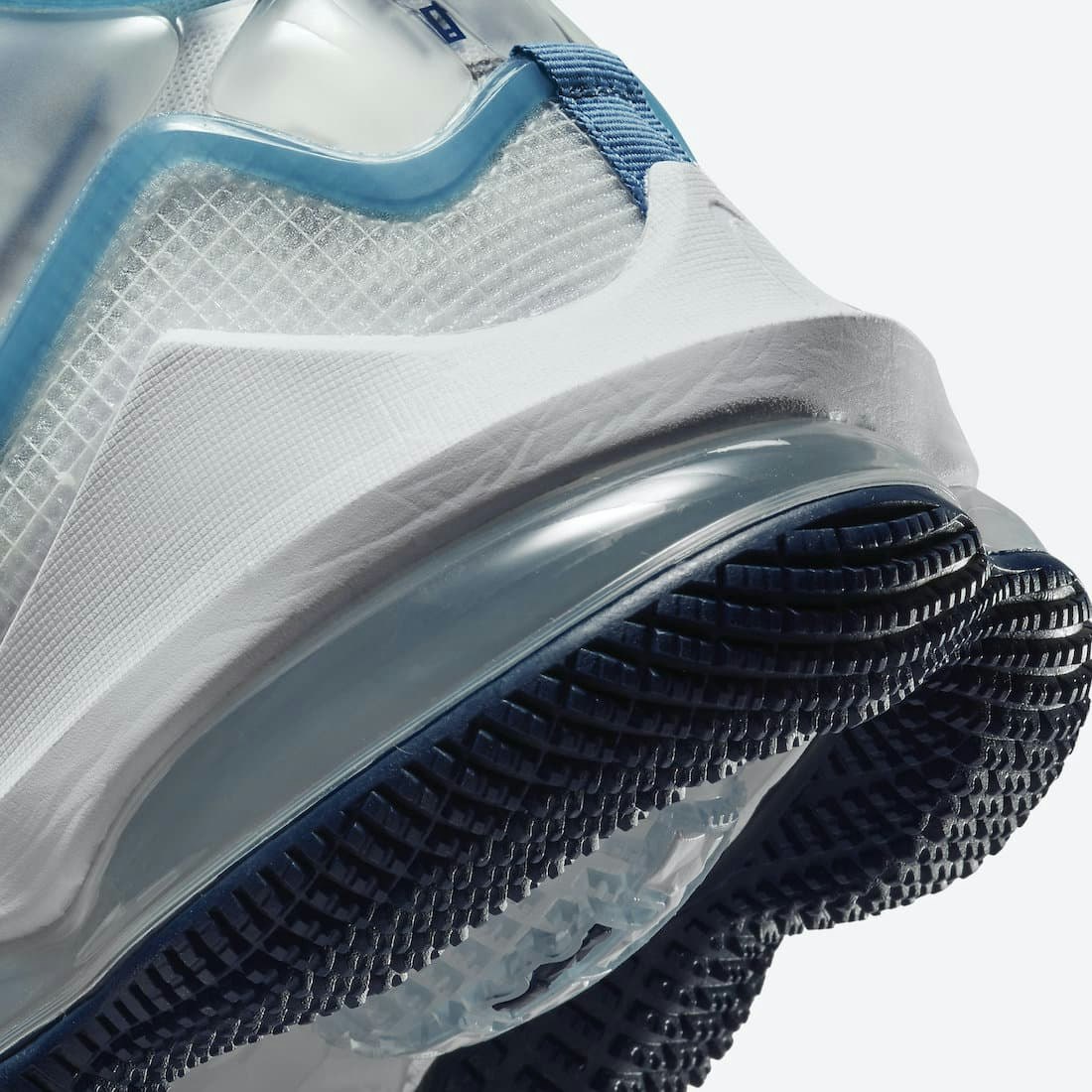 Space Jam x Nike LeBron 19 "Glacier"