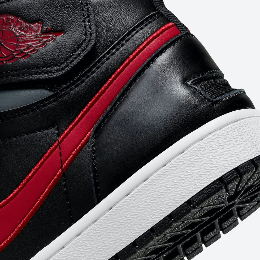 Air Jordan 1 FlyEase "Gym Red"