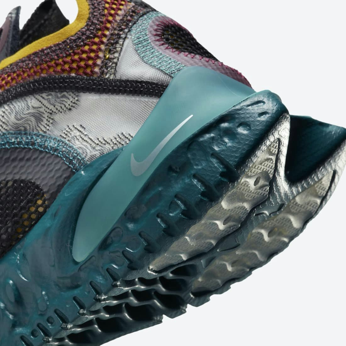 Nike ISPA Flow 2020 "Teal Soles"