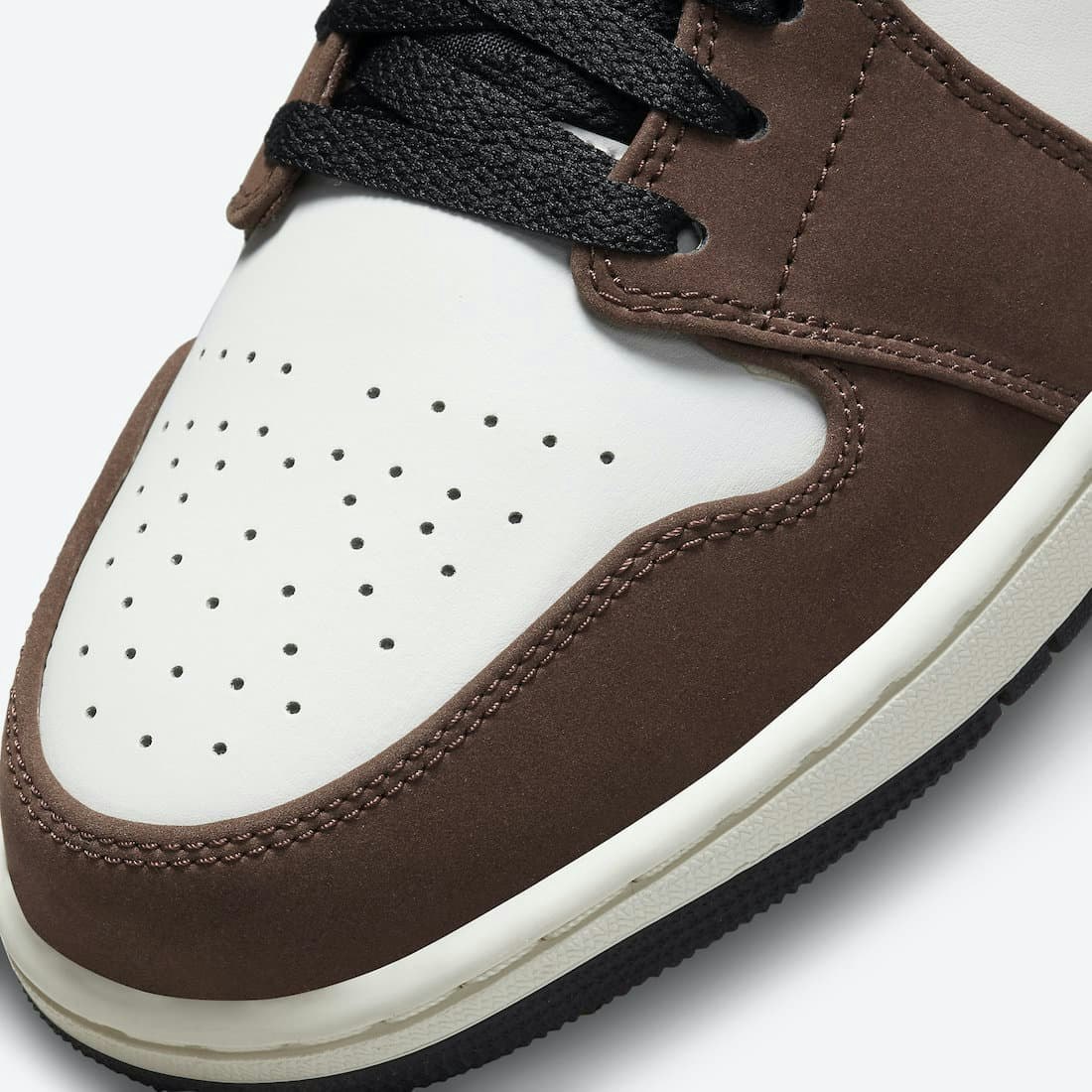 Air Jordan 1 Low “Mocha Brown”