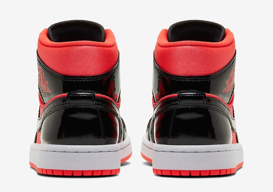 Air Jordan 1 Mid Wmns "Hot Punch"