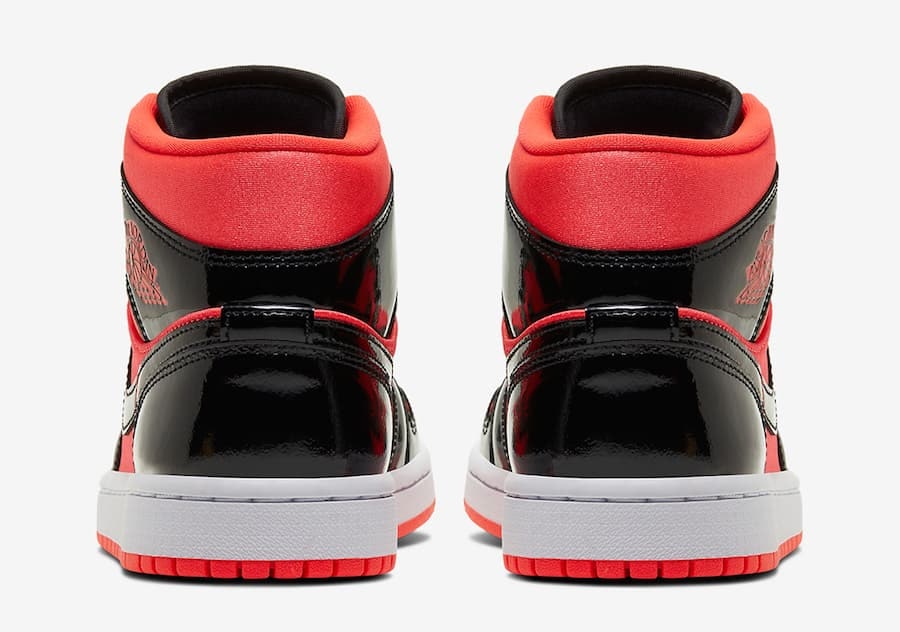 Air Jordan 1 Mid Wmns "Hot Punch"