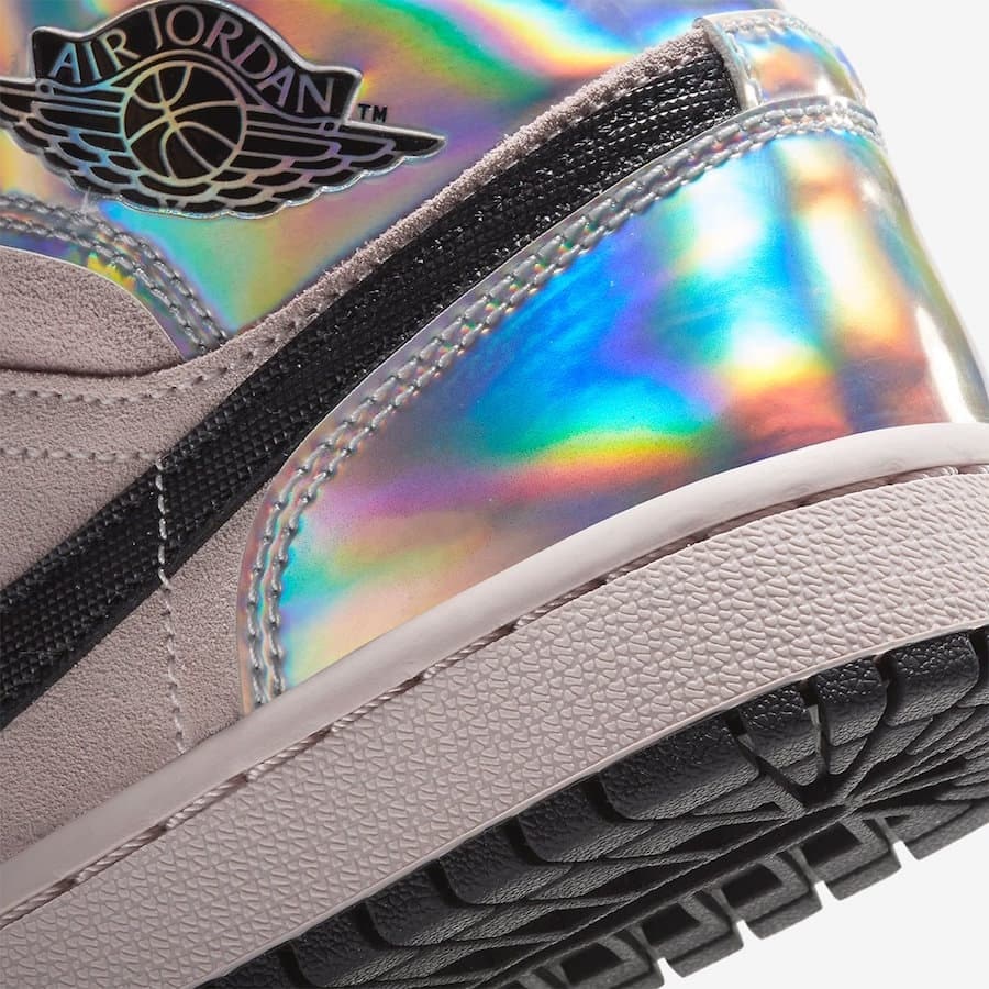 Air Jordan 1 Mid Wmns “Iridescent”