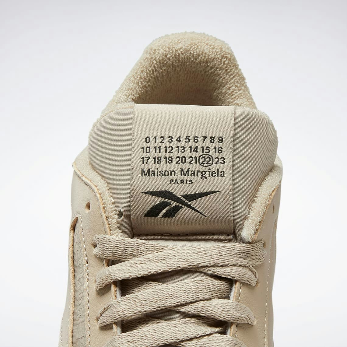 Maison Margiela x Reebok Classic Leather Tabi "Tan"