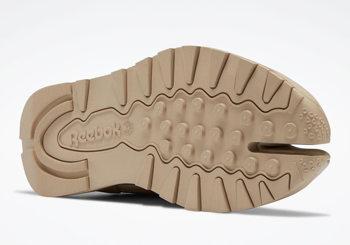 Maison Margiela x Reebok Classic Leather Tabi "Tan"