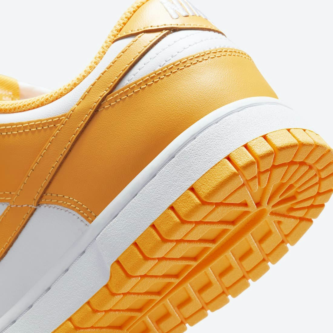 Nike Dunk Low Wmns “Laser Orange”