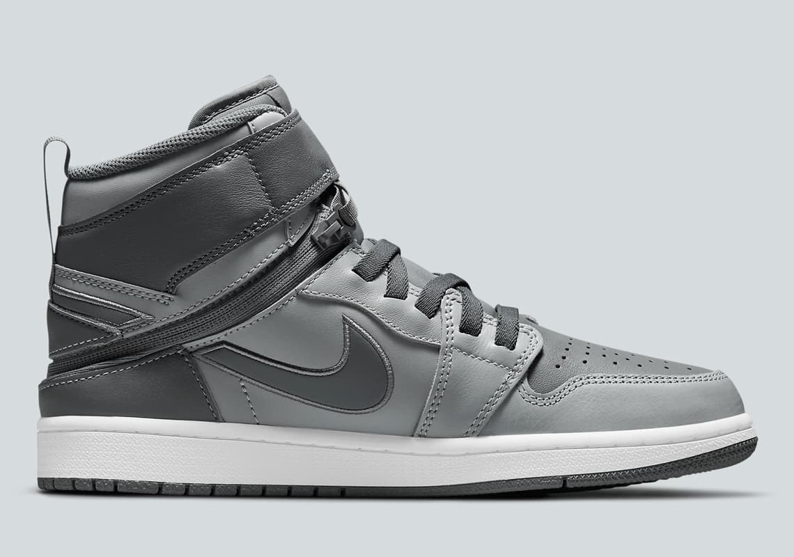 Air Jordan 1 FlyEase "Smoke Grey"