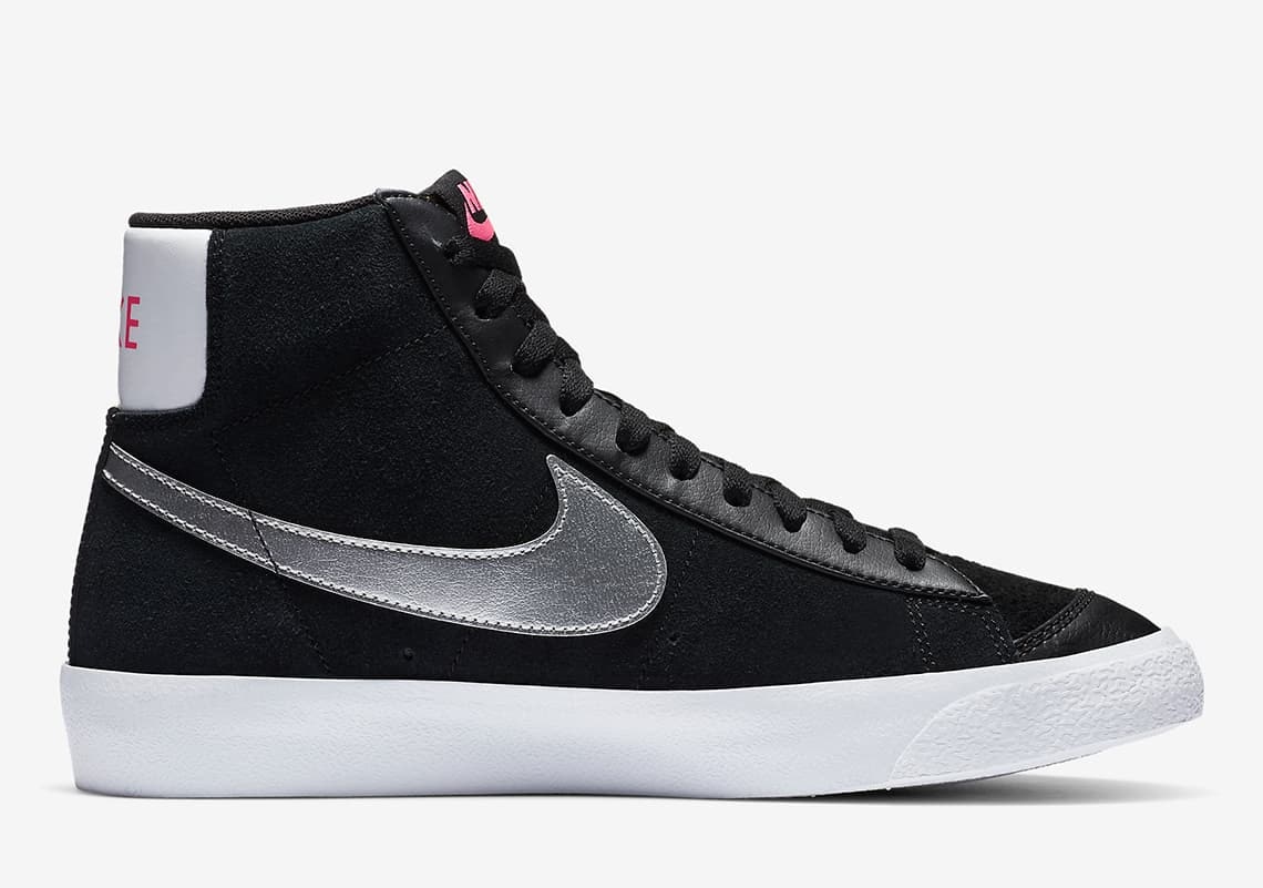 Nike Blazer Mid ’77 Wmns "Metallic Swoosh"