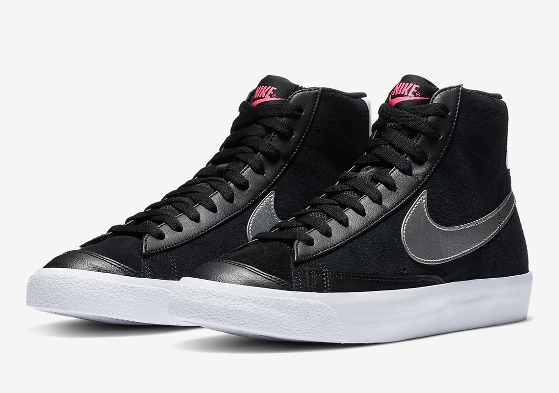 Nike Blazer Mid ’77 Wmns "Metallic Swoosh"