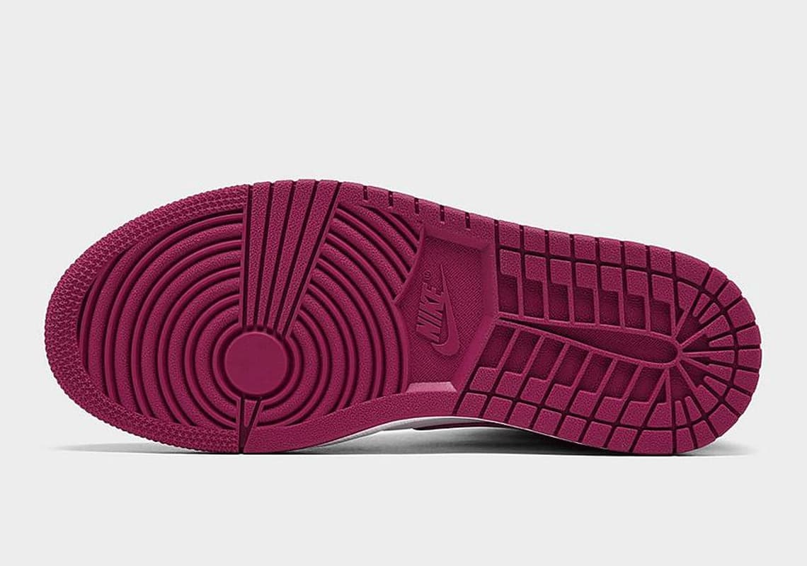 Air Jordan 1 Mid Wmns "Magenta"