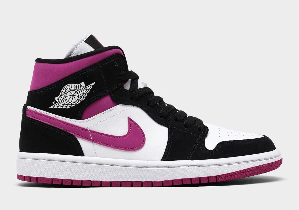 Air Jordan 1 Mid Wmns "Magenta"