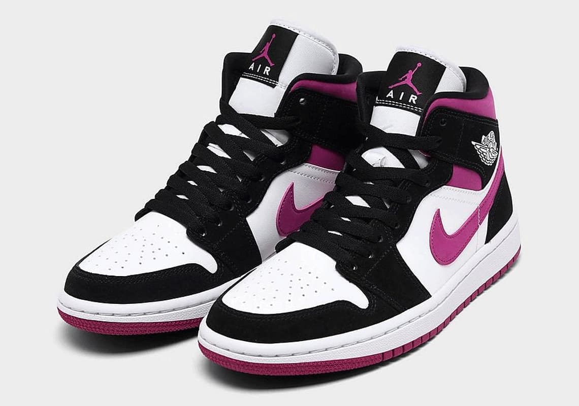 Air Jordan 1 Mid Wmns "Magenta"