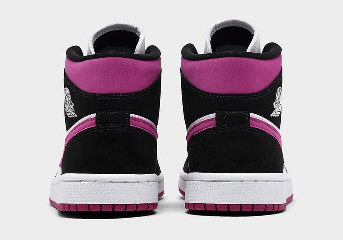 Air Jordan 1 Mid Wmns "Magenta"