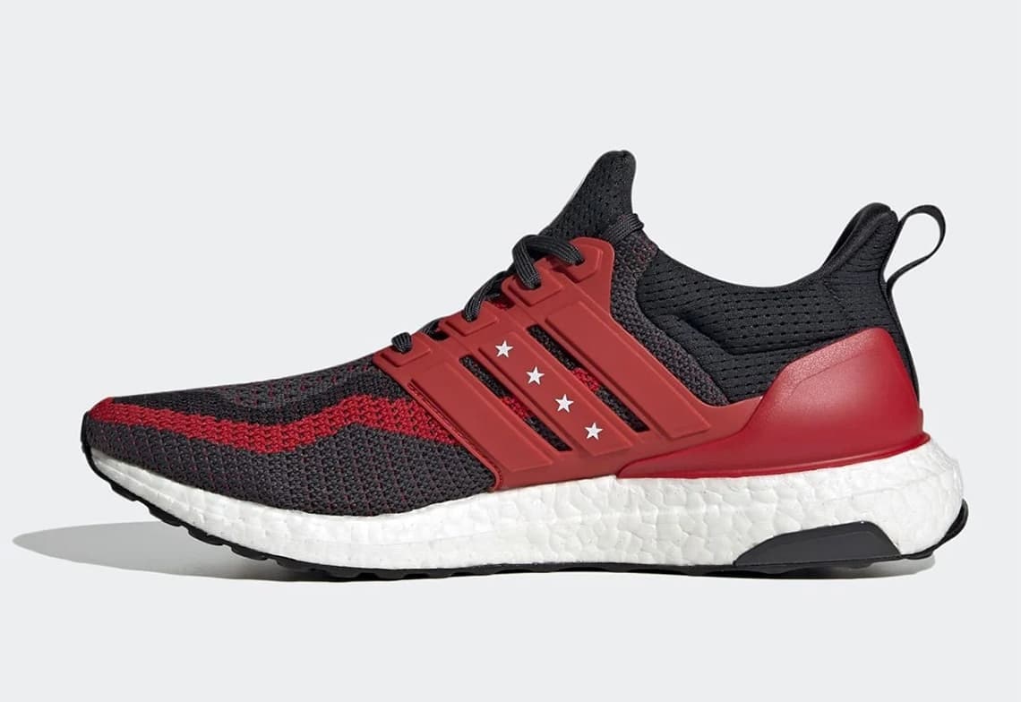 adidas Ultra Boost DNA “Bayern Munich”