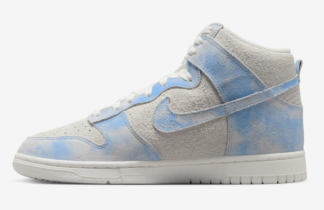 Nike Dunk High "Clouds"