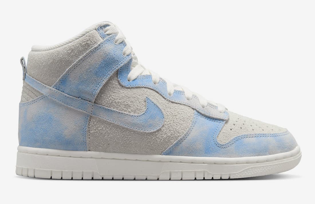 Nike Dunk High "Clouds"