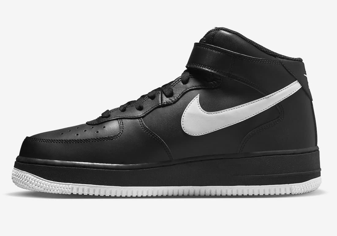 Nike Air Force 1 Mid "Black/White"