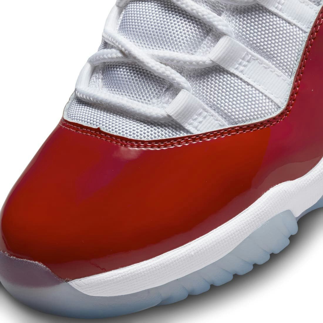 Air Jordan 11 Retro "Cherry"