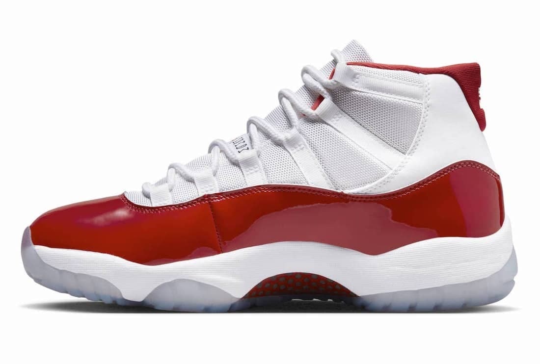 Air Jordan 11 Retro "Cherry"