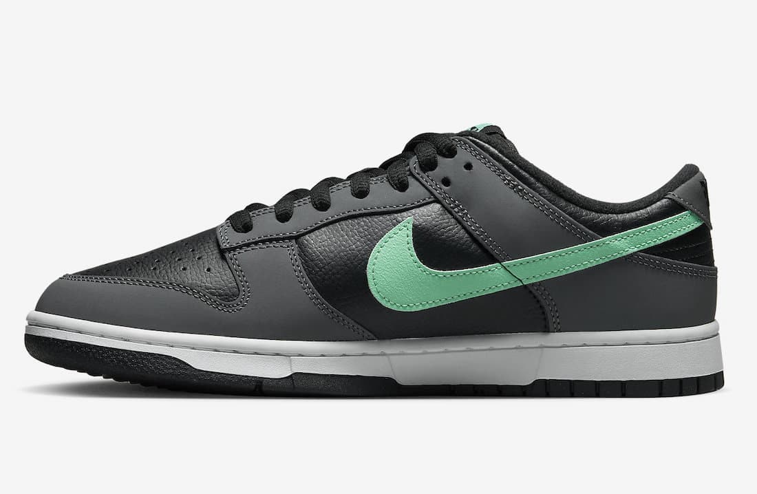 Nike Dunk Low "Green Swoosh"