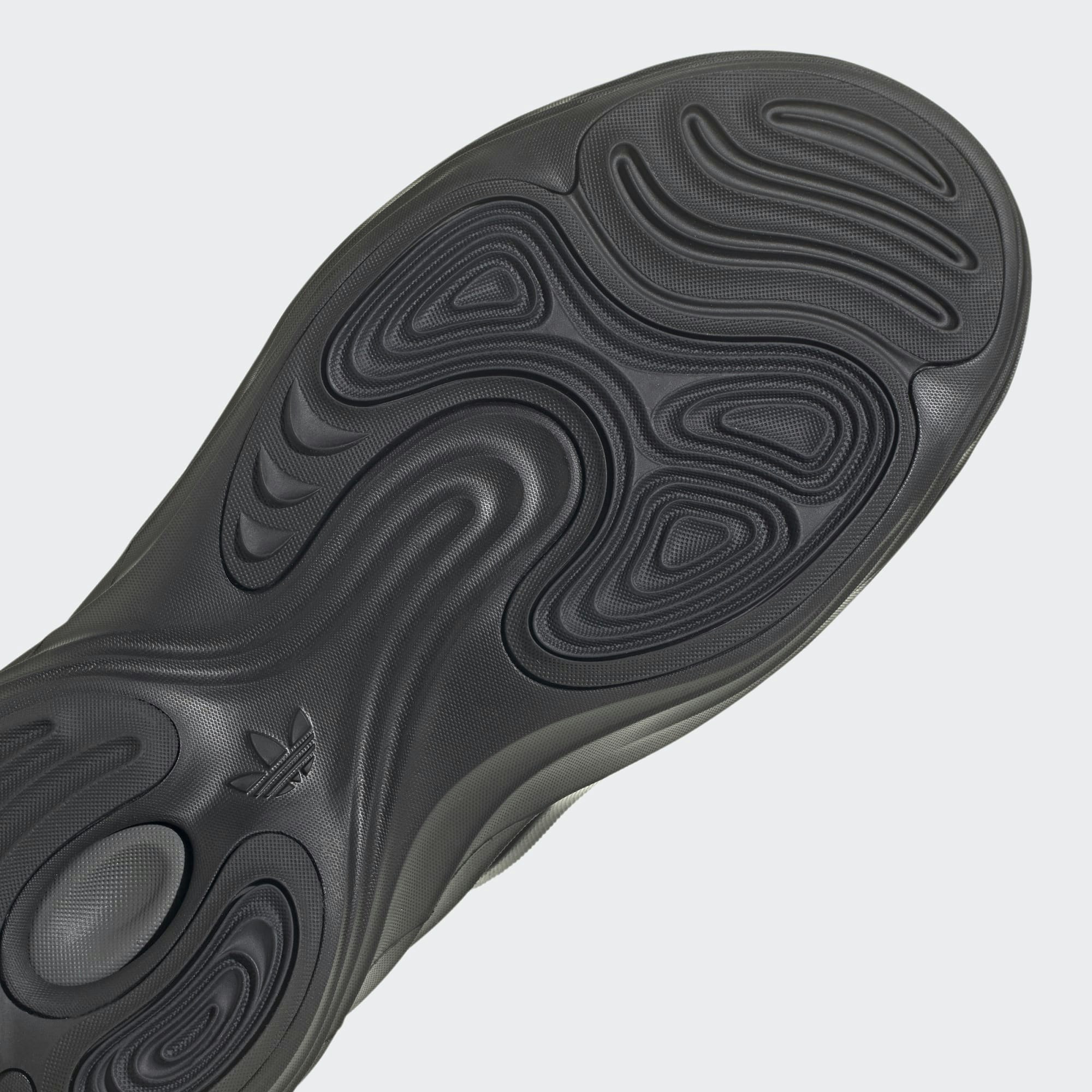 adidas adiFOM Q "Black Carbon"