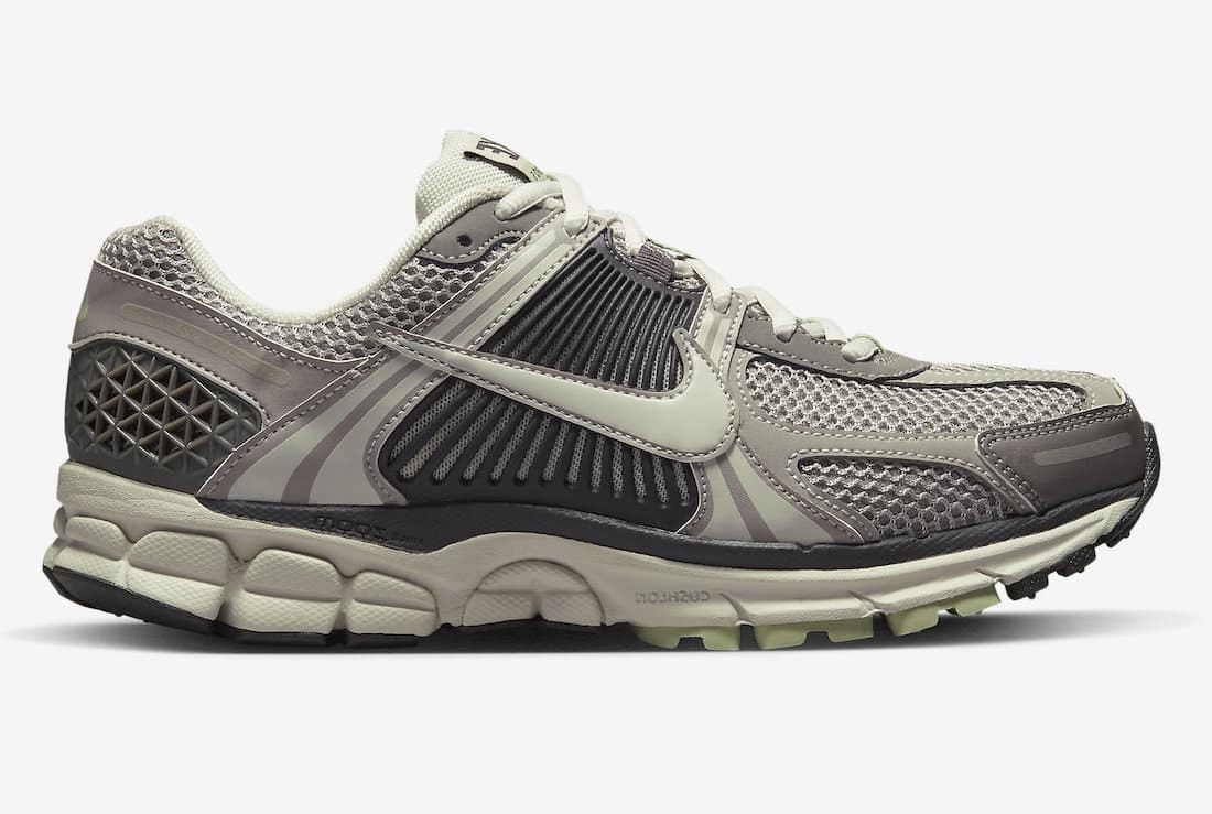 Nike Zoom Vomero 5 "Cobblestone"