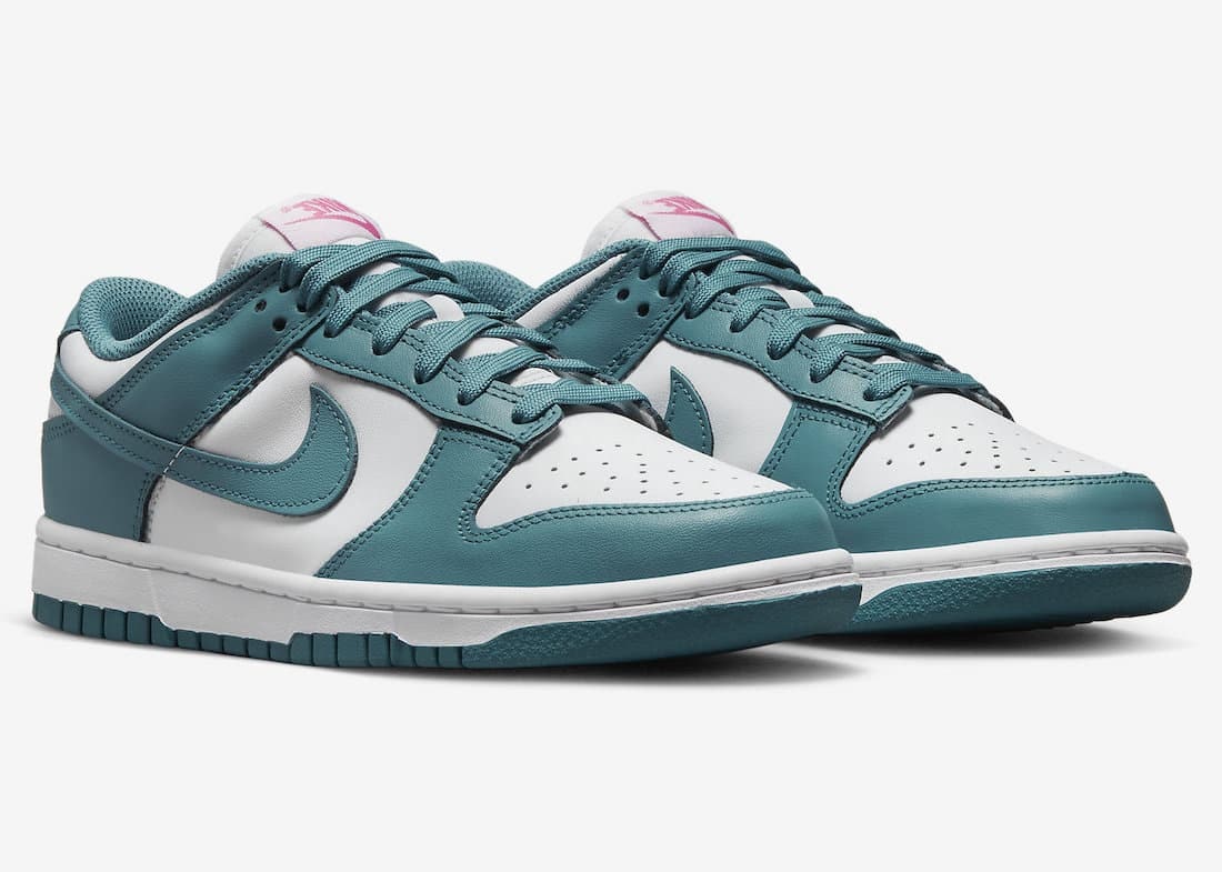 Nike Dunk Low "Teal Blue"