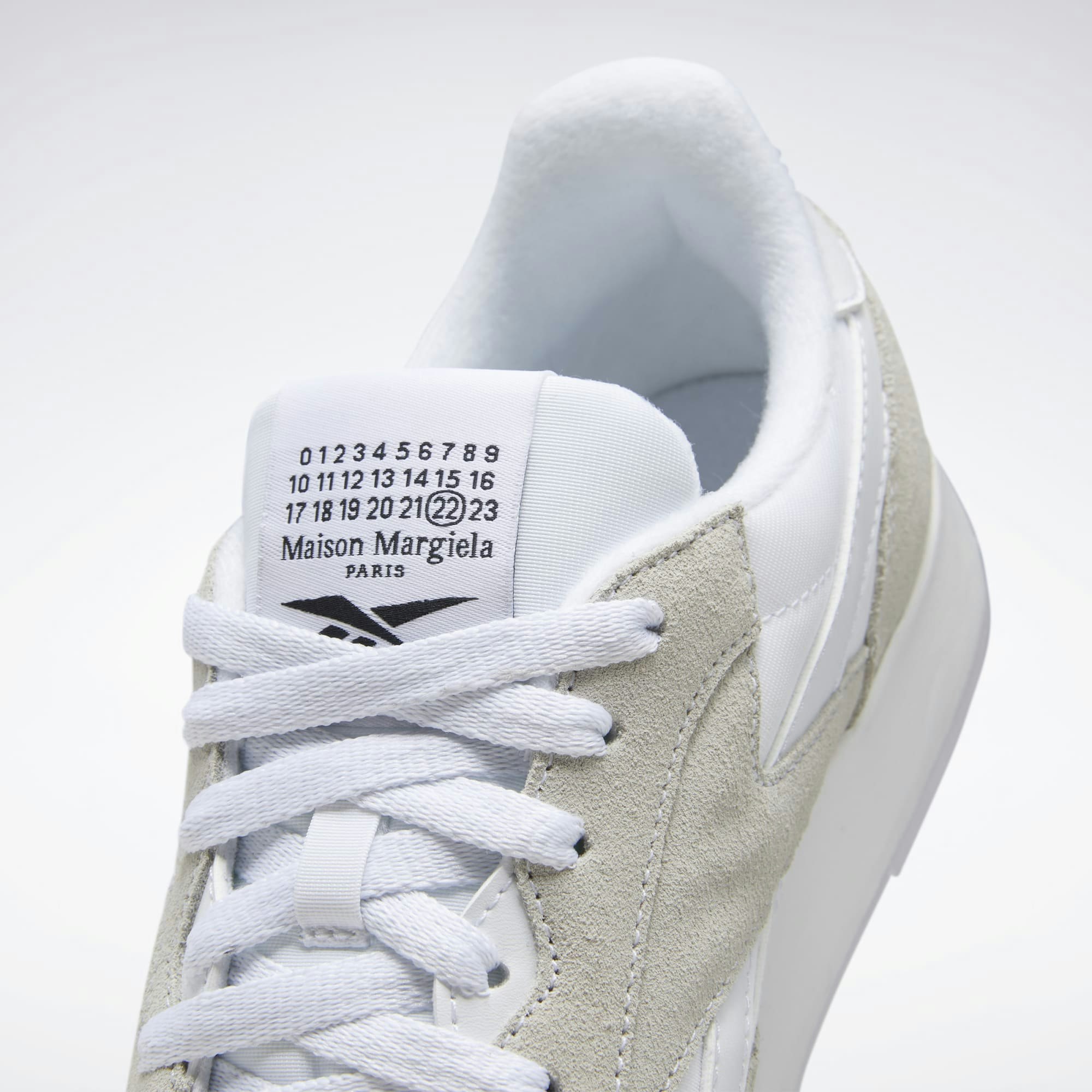 Maison Margiela x Reebok Project 0 Classic Nylon Tabi "Cloud White"