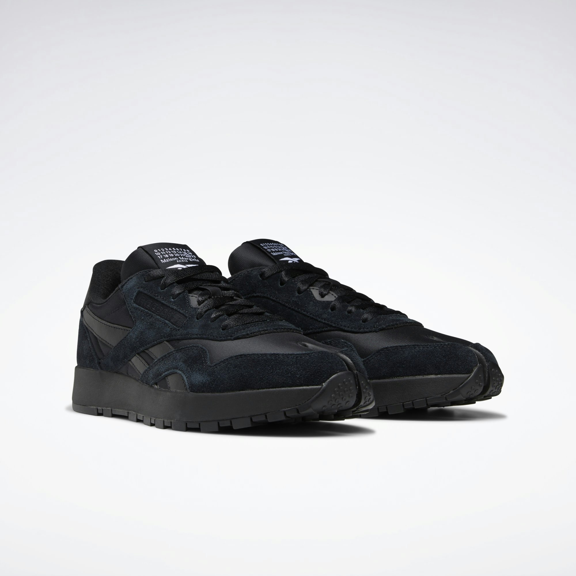 Maison Margiela x Reebok Project 0 Classic Nylon Tabi "Core Black"