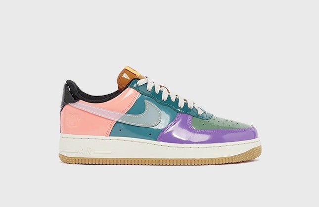 Undefeated x Nike Air Force 1 Low "Celestine Blue" Undefeated x Nike Air Force 1 Low "Celestine Blue"
