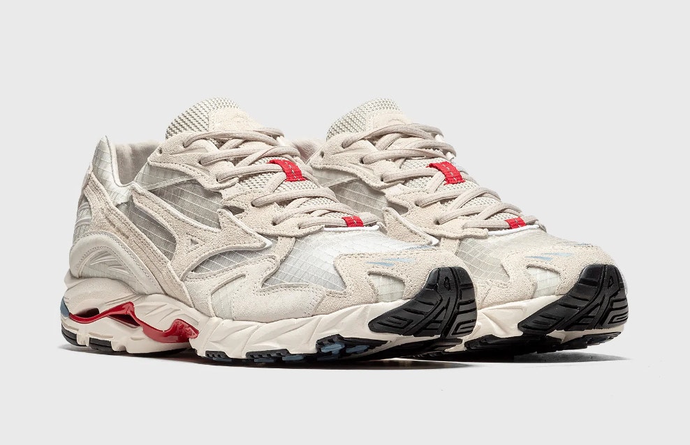 Highsnobiety x Mizuno Waverider 10 "Chinese Red"