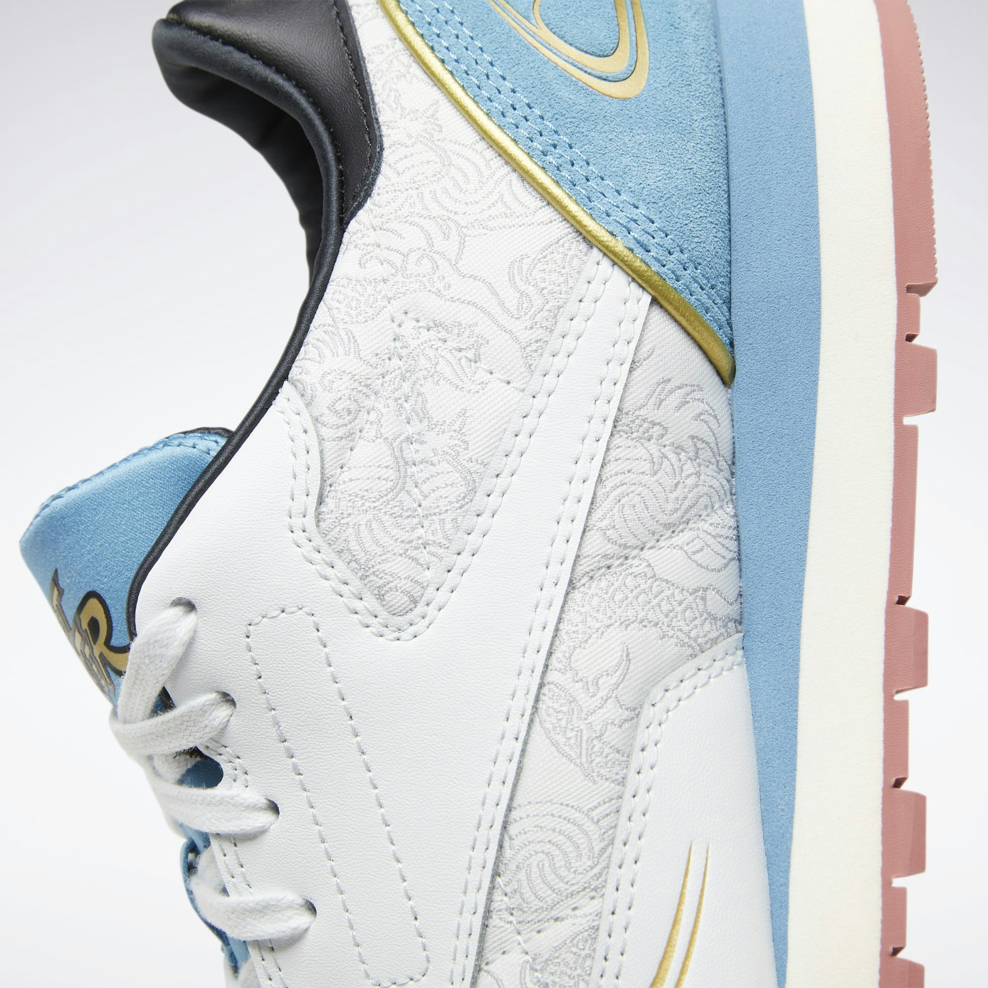 Street Fighter x Reebok Classic Leather "Chun-Li"