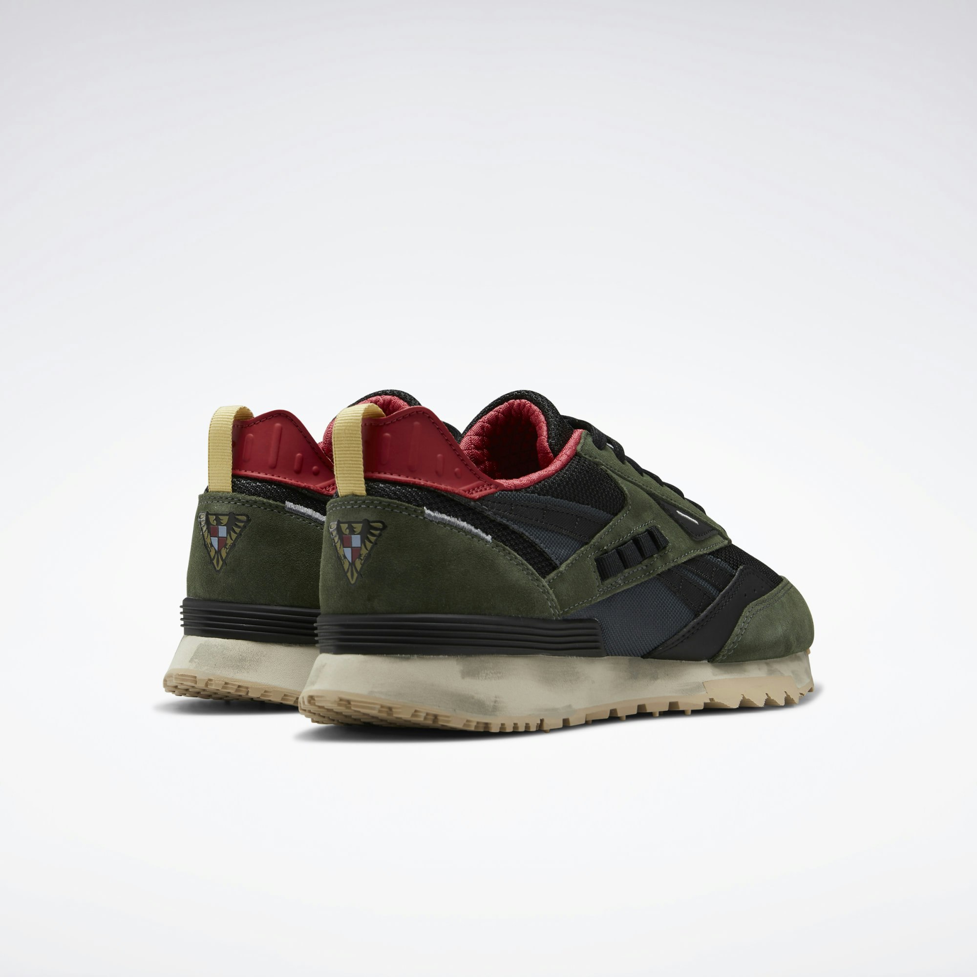 Street Fighter x Reebok LX 2200 "Cammy"