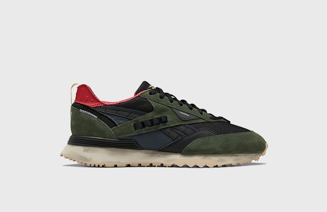 Street Fighter x Reebok LX 2200 "Cammy"