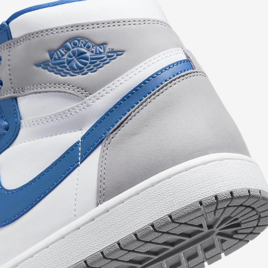 Air Jordan 1 High OG "True Blue"