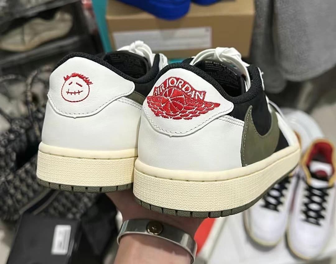 Travis Scott x Air Jordan 1 Low OG "Olive"