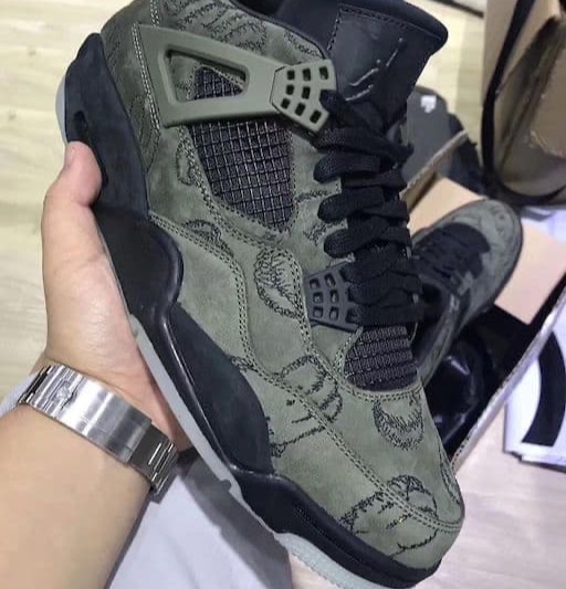 Kaws x Air Jordan 4 "Olive" 