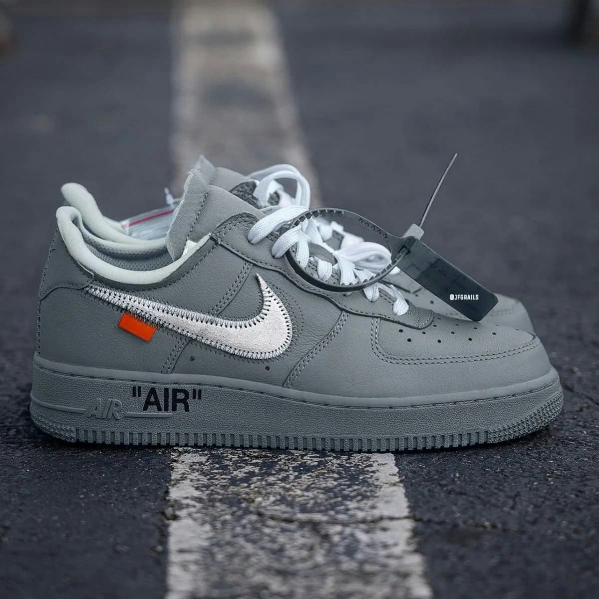 Off White x Nike Air Force 1 Low "Grey" 