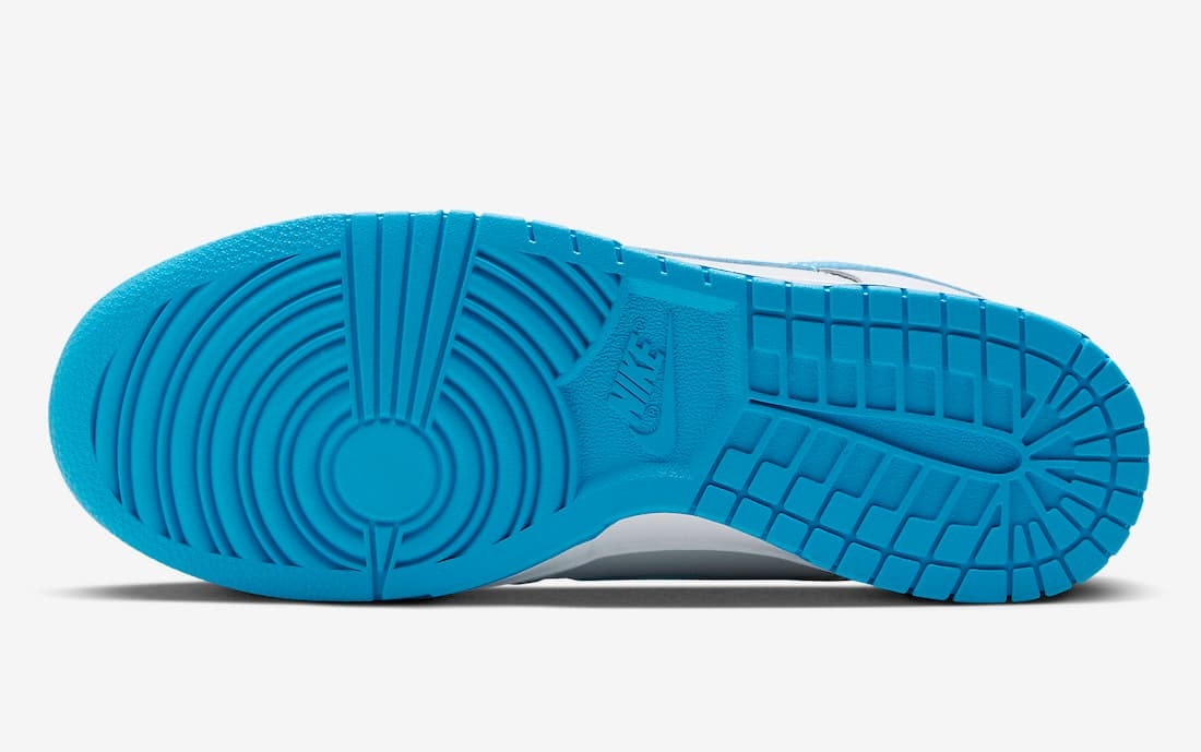 Nike Dunk Low "Light Blue"